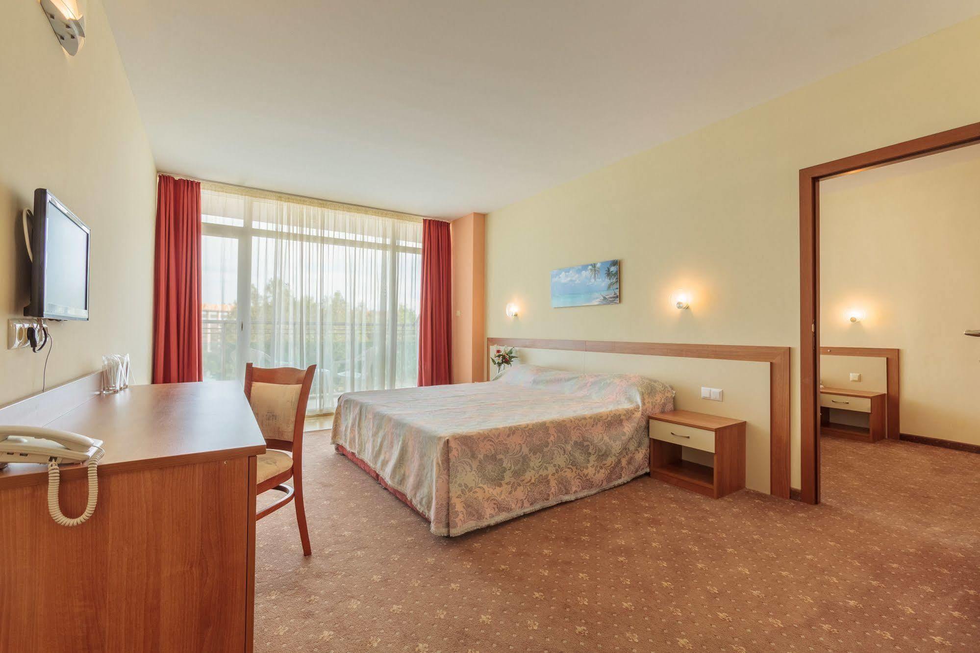 Riagor Hotel 4*